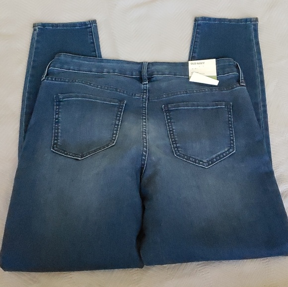 Old Navy Super Skinny - Picture 2 of 3